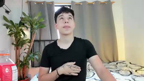 Snapshot of mrhot_night chatting on 06-26-26, 08:24 Bastian online show from 06-26-26, 08:24