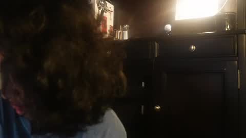 Snapshot of mriea_ chatting on 11-22-25, 04:22 mriea_ online show from 11-22-25, 04:22