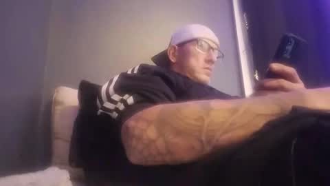 mrj1979 online show from 12-23-24, 01:13