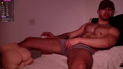 Snapshot of mrj9921 chatting on 02-13-26, 08:21 Juan online show from 02-13-26, 08:21