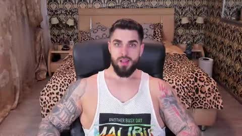 mrkarlhot99 online show from 02-11-25, 05:18