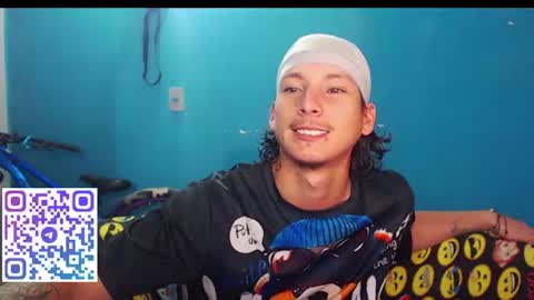 Snapshot of mrkingsaintx chatting on 06-23-26, 01:47 DEIVI online show from 06-23-26, 01:47