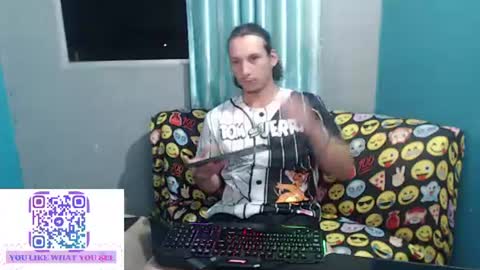 Snapshot of mrkingsaintx chatting on 06-29-26, 01:12 DEIVI online show from 06-29-26, 01:12