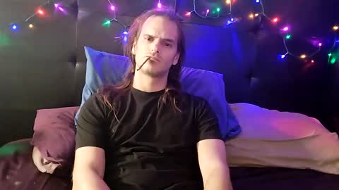 Snapshot of mrkinksized chatting on 01-02-25, 04:20 MrKinkSized online show from 01-02-25, 04:20