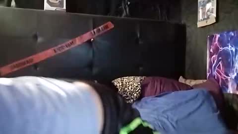 Snapshot of mrkinksized chatting on 02-13-25, 08:38 MrKinkSized online show from 02-13-25, 08:38