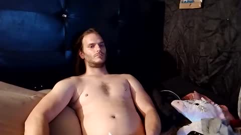 Snapshot of mrkinksized chatting on 02-20-25, 01:19 MrKinkSized online show from 02-20-25, 01:19