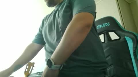 Snapshot of mrlilnice chatting on 03-05-26, 04:25 mrlilnice online show from 03-05-26, 04:25