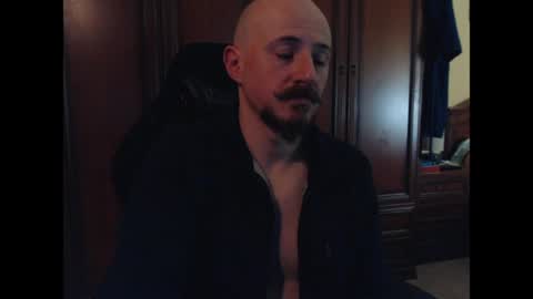 Snapshot of mrman0223 chatting on 04-15-26, 02:02 Antony online show from 04-15-26, 02:02