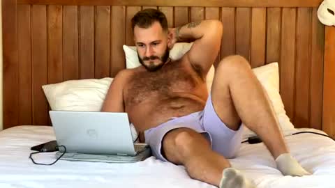 Max online show from 06-22-26, 08:22
