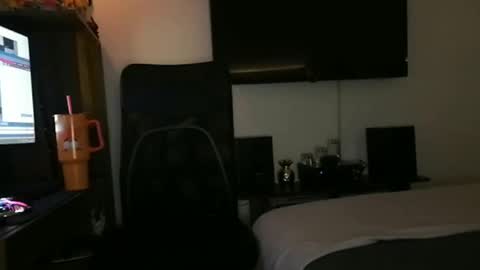 mrmiss_dannys online show from 03-04-25, 03:11