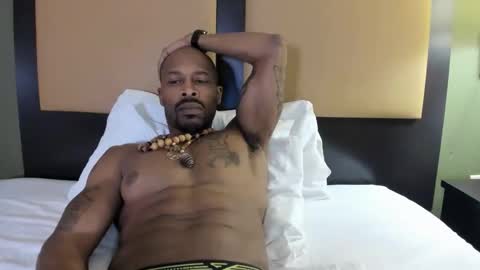 mromg007 online show from 11-26-25, 03:40