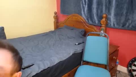 Snapshot of mrowka28 chatting on 03-21-26, 02:05 mrowka28 online show from 03-21-26, 02:05