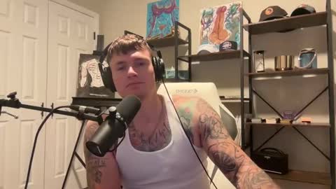 Snapshot of mrryanvoss chatting on 12-28-24, 03:48 Mr Ryan Voss online show from 12-28-24, 03:48