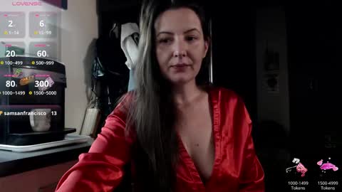 Lara online show from 09-28-25, 07:36
