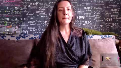 Lara online show from 11-22-25, 10:14