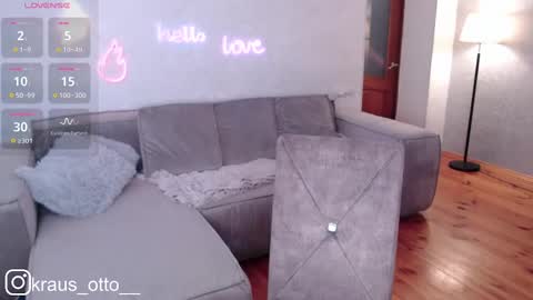 Snapshot of mrs_kitty69 chatting on 02-09-25, 12:08 mrs kitty69 online show from 02-09-25, 12:08