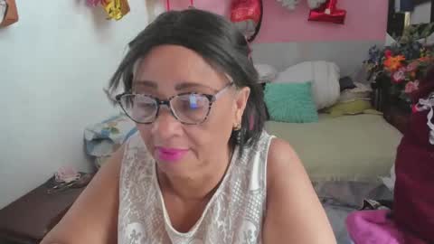 Snapshot of mrs_mommy chatting on 03-21-26, 07:39 mrs_mommy online show from 03-21-26, 07:39
