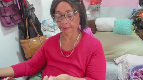 Snapshot of mrs_mommy chatting on 04-27-26, 07:34 mrs_mommy online show from 04-27-26, 07:34