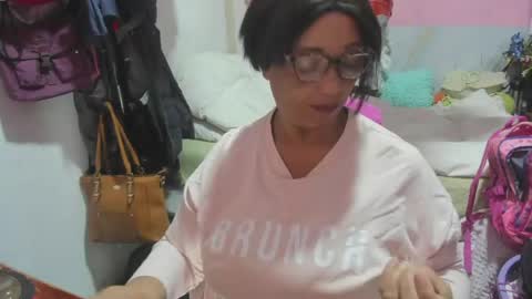 Snapshot of mrs_mommy chatting on 04-29-26, 11:33 mrs_mommy online show from 04-29-26, 11:33