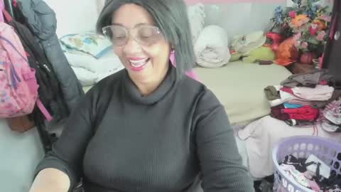 Snapshot of mrs_mommy chatting on 05-06-26, 07:08 mrs_mommy online show from 05-06-26, 07:08