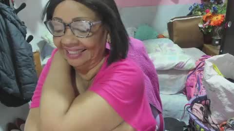 Snapshot of mrs_mommy chatting on 05-30-26, 01:03 mrs_mommy online show from 05-30-26, 01:03