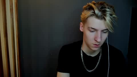 Snapshot of mrsexycum4u chatting on 12-30-24, 09:40 Adam online show from 12-30-24, 09:40