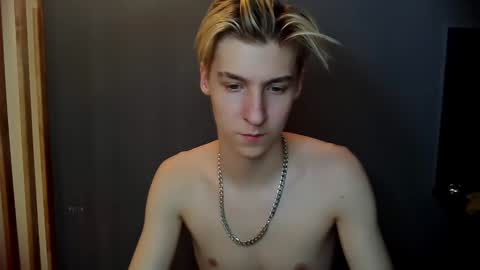 Snapshot of mrsexycum4u chatting on 01-09-25, 07:29 Adam online show from 01-09-25, 07:29