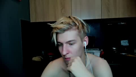 Snapshot of mrsexycum4u chatting on 01-15-25, 01:34 Adam online show from 01-15-25, 01:34