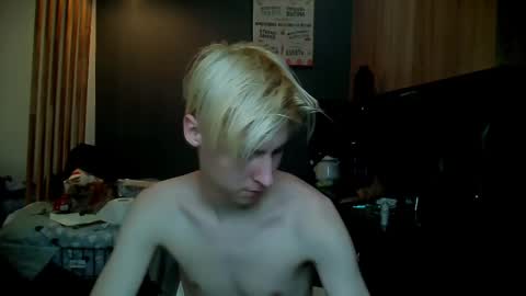 Snapshot of mrsexycum4u chatting on 02-20-25, 08:36 Adam online show from 02-20-25, 08:36