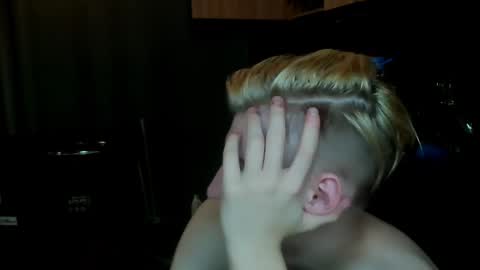 Snapshot of mrsexycum4u chatting on 03-12-25, 12:31 Adam online show from 03-12-25, 12:31