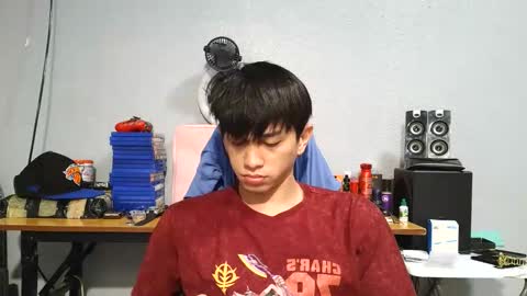 Snapshot of mrshawn95 chatting on 09-30-25, 07:57 shawn online show from 09-30-25, 07:57