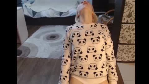 Sasha online show from 10-18-25, 05:57