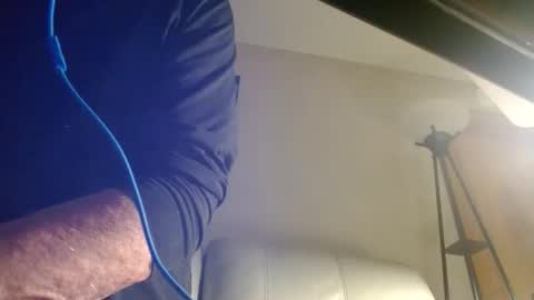 mrtease5 online show from 10-17-25, 07:00