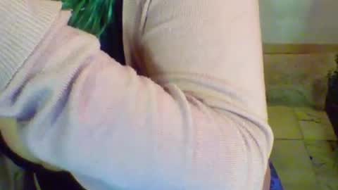 Snapshot of mrvenusx chatting on 07-16-26, 11:44 Mrs Venus online show from 07-16-26, 11:44