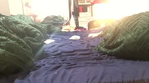 Mr and Mrs metkat online show from 02-08-26, 10:40