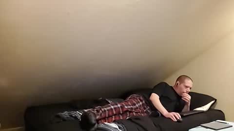 Snapshot of mrxhere chatting on 12-14-25, 03:06 mrxhere online show from 12-14-25, 03:06