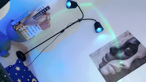 Channel online show from 11-09-25, 10:19