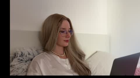Snapshot of ms_christiana chatting on 07-29-26, 03:21 ms_christiana online show from 07-29-26, 03:21