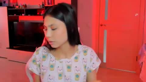 ms_emily_ online show from 06-10-26, 10:36