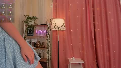 Snapshot of ms_evasweet chatting on 04-25-26, 12:19 Eva 3 online show from 04-25-26, 12:19