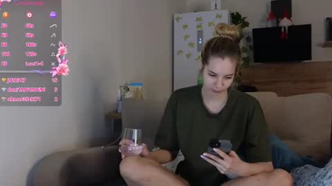 Ms ForYOU online show from 01-12-25, 01:53
