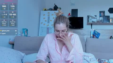 Ms ForYOU online show from 05-10-26, 04:17