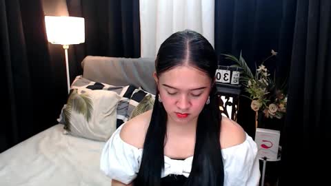 Snapshot of ms_grey4u chatting on 10-30-25, 10:10 Ash online show from 10-30-25, 10:10