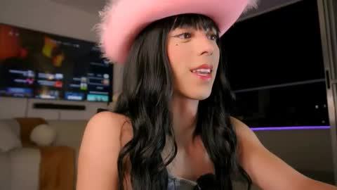 Samantha online show from 11-23-25, 04:56