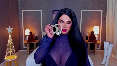 Snapshot of ms_lhadycummer chatting on 12-16-24, 01:22 Samantha online show from 12-16-24, 01:22