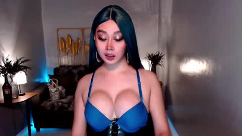 Evon online show from 03-07-25, 05:38