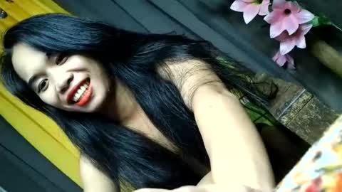 Snapshot of ms_maxine69 chatting on 11-07-25, 04:18 ms_maxine69 online show from 11-07-25, 04:18