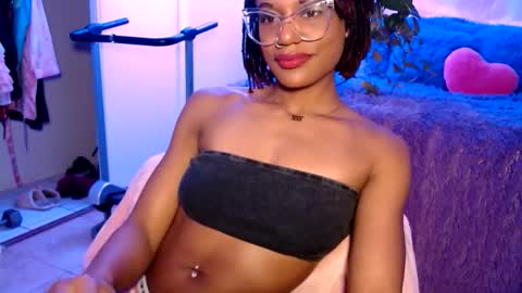 Snapshot of msemonibrown chatting on 03-03-26, 08:20 CocoSage online show from 03-03-26, 08:20