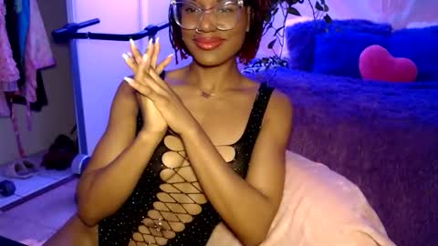 Snapshot of msemonibrown chatting on 03-11-26, 06:19 CocoSage online show from 03-11-26, 06:19