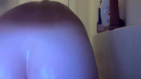 msfreckles92 online show from 05-30-26, 08:39
